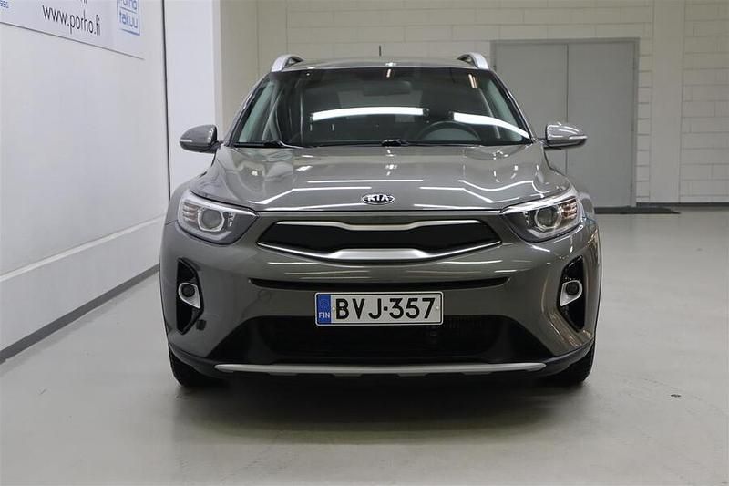 Käytetty Kia Stonic EX 120 HP (88 kW) 2018 Katumaasturi