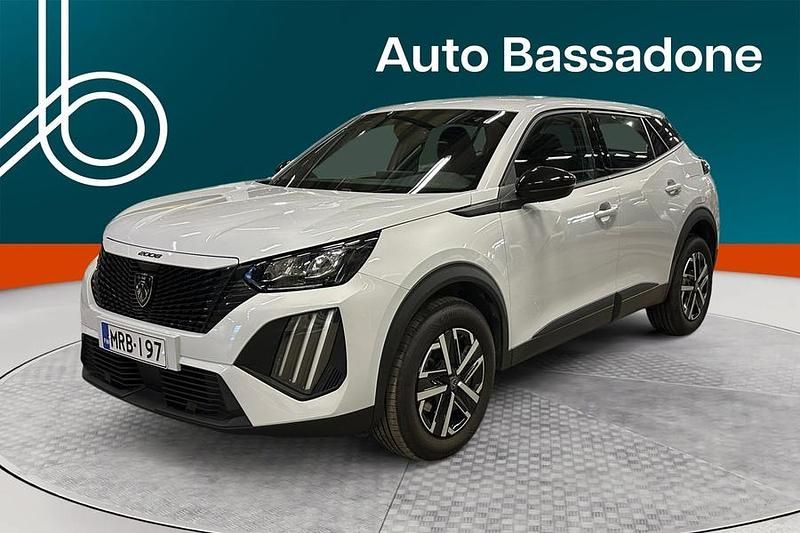 Käytetty Peugeot 2008 Active 131 HP (96 kW) 2024 Katumaasturi