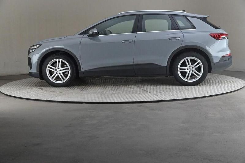 Käytetty Audi Q4 e-tron 194 kW (265 HP) 2023 Katumaasturi