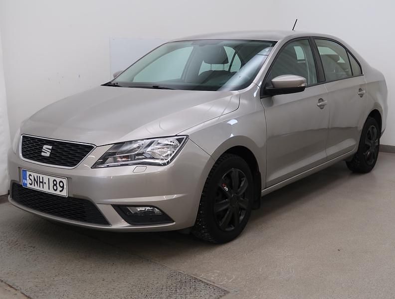 Ruskea Käytetty 2015 Seat Toledo Style Sedan | 9 900 € - Kuva 1/3