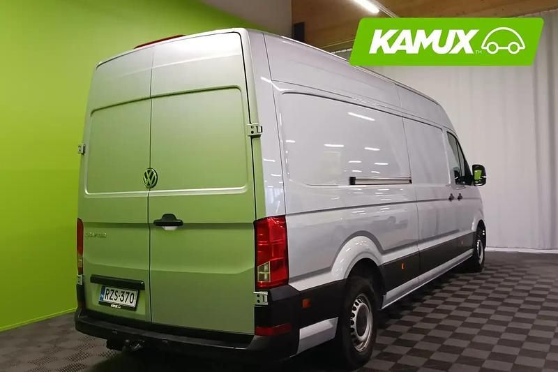Käytetty VW Crafter Pro 190 HP (139 kW) 2020 Hopea / harmaa Van