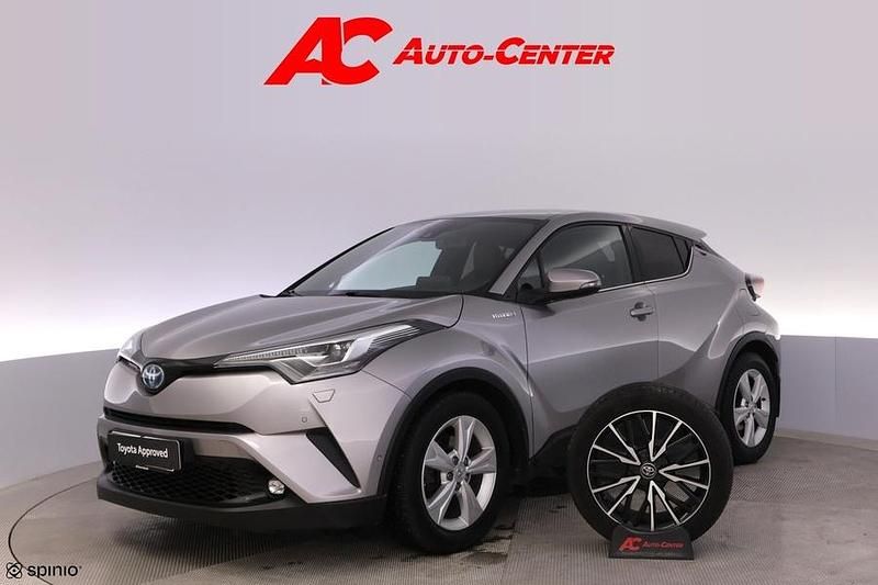 Käytetty Toyota C-HR Premium 122 HP (89 kW) 2017 Hopea Katumaasturi