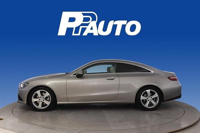 Käytetty Mercedes E200 Premium 197 HP (144 kW) 2021 Coupe - kaksiovinen