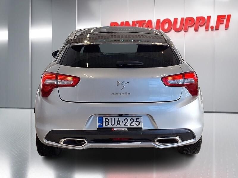 Käytetty Citroën DS5 Sport Chic 163 HP (119 kW) 2015 Harmaa Viistoperä