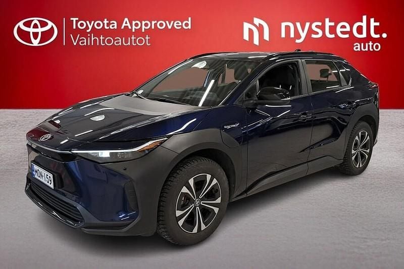 Käytetty Toyota bZ4X Active 80 kW (109 HP) 2022 Sininen Katumaasturi