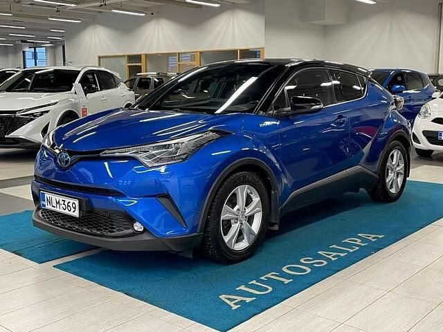Käytetty Toyota C-HR 122 HP (89 kW) 2018 Sininen Katumaasturi