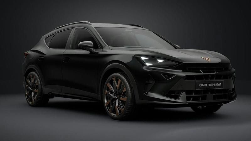 Uusi Cupra Formentor VZ 329 HP (241 kW) 2026 Met. musta Katumaasturi