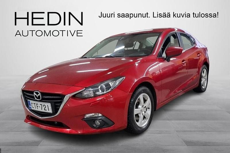 Punainen Käytetty 2015 Mazda 3 Touring Sedan | 12 590 € (Perustarjous) - Kuva 1/4