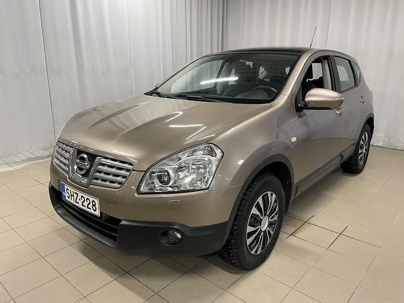 Käytetty Nissan Qashqai Acenta 114 HP (83 kW) 2009 Ruskea Katumaasturi