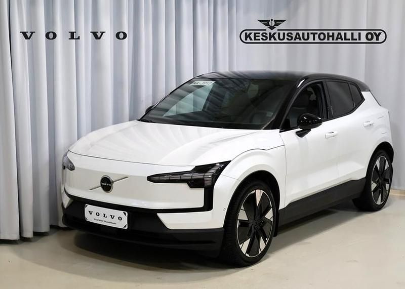Käytetty Volvo EX30 Performance 314 kW (428 HP) 2025 Valkoinen Katumaasturi