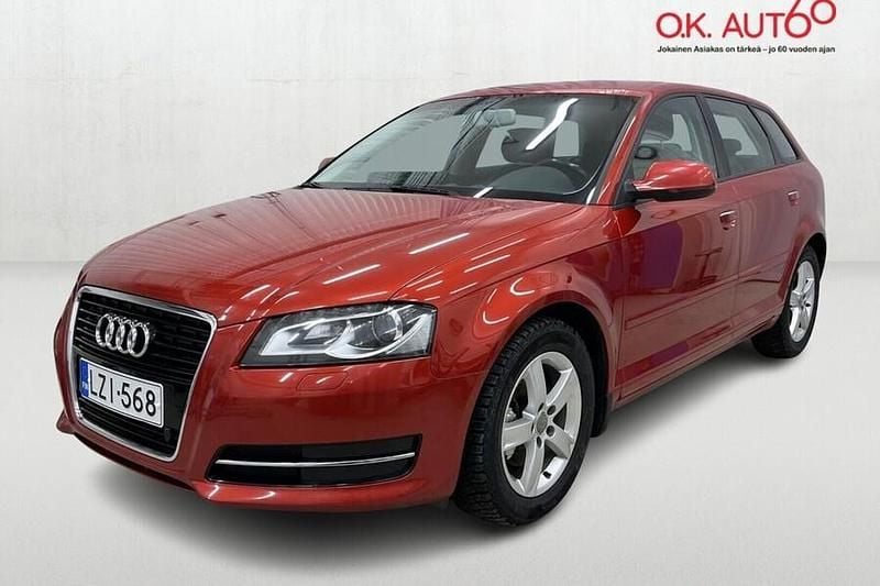 Käytetty 2011 Audi A3 Sportback Attraction Viistoperä | 7 900 € (Perustarjous) - Kuva 1/4