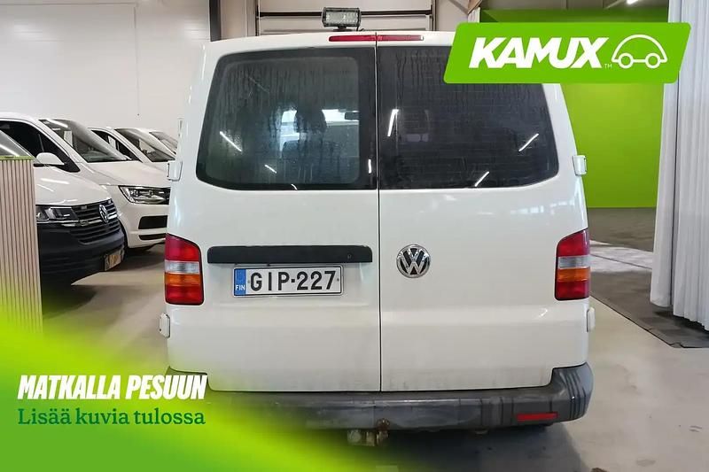 Käytetty VW T5 102 HP (75 kW) 2009 Valkoinen Van
