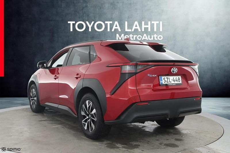 Käytetty Toyota bZ4X Edition 150 kW (204 HP) 2025 Punainen Katumaasturi