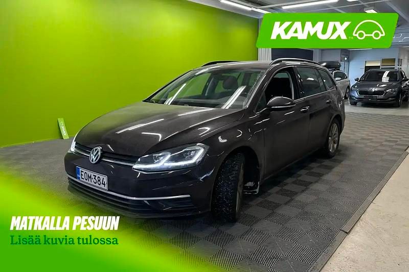 Käytetty VW Golf VII Comfortline 125 HP (91 kW) 2017 Musta Farmari