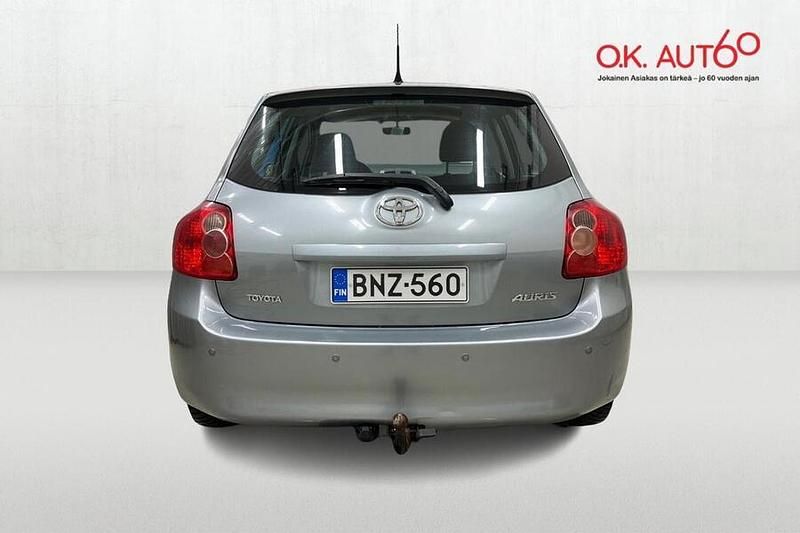 Käytetty Toyota Auris Sol 124 HP (91 kW) 2009 Viistoperä