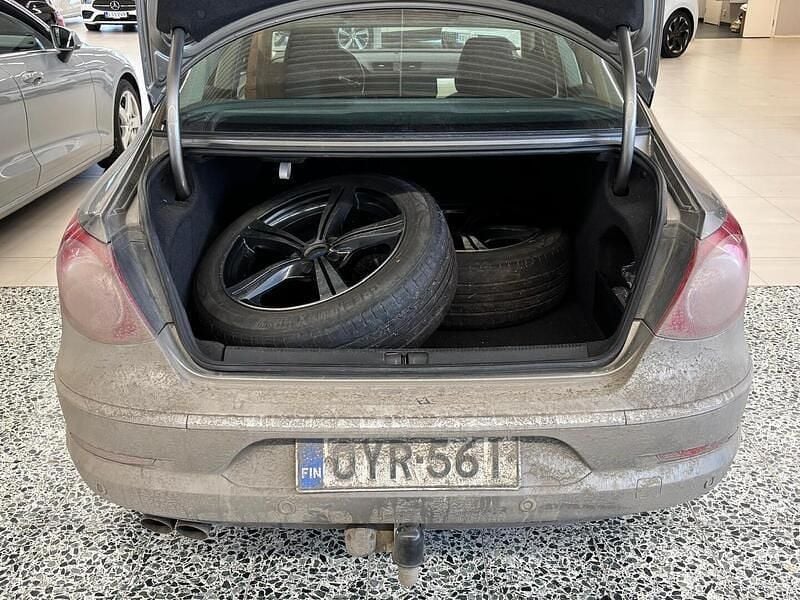 Käytetty VW Passat 140 HP (102 kW) 2010 Ruskea Coupe - kaksiovinen