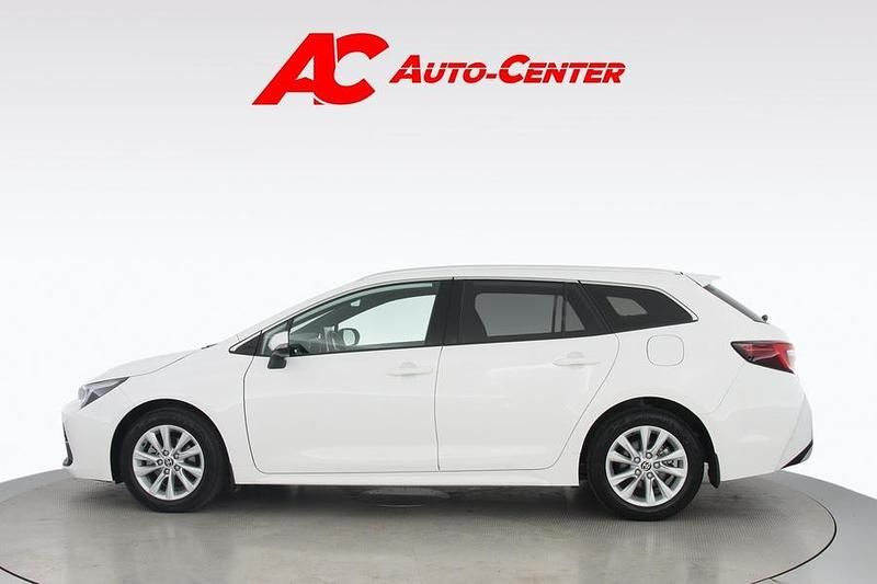 Käytetty Toyota Corolla Anniversary 140 HP (102 kW) 2024 Valkoinen Farmari