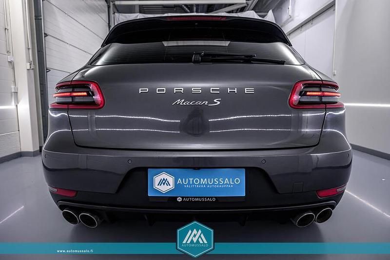 Käytetty Porsche Macan S Sport 250 HP (183 kW) 2014 Katumaasturi