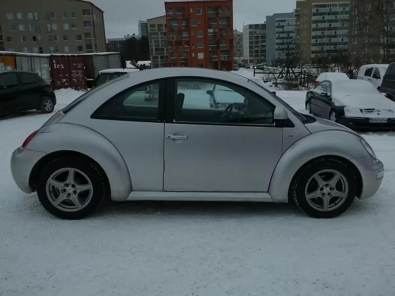 Käytetty VW Beetle 116 HP (85 kW) 2000 Harmaa Coupe - kaksiovinen