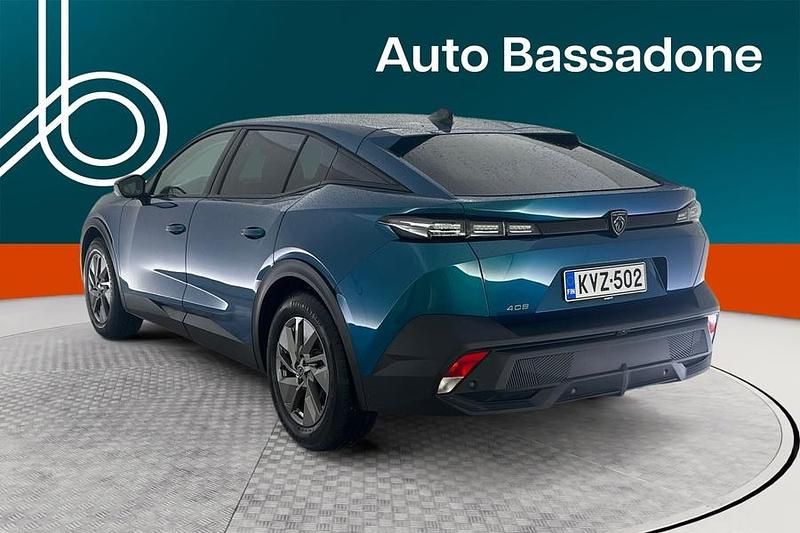 Käytetty Peugeot 408 Allure 131 HP (96 kW) 2024 Sedan