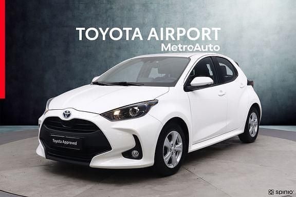 Käytetty Toyota Yaris Active 114 HP (83 kW) 2022 Valkoinen Viistoperä