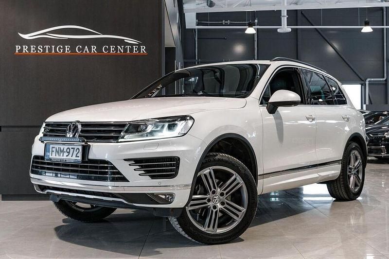 Käytetty VW Touareg 262 HP (192 kW) 2016 Katumaasturi