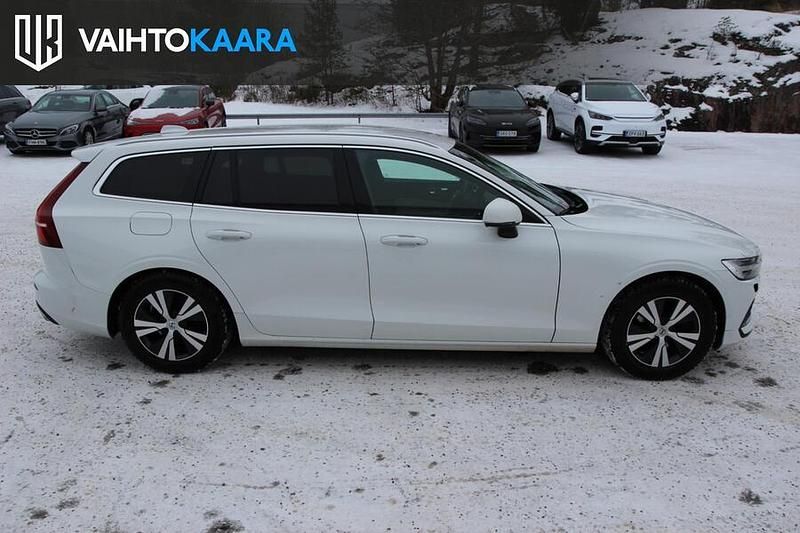 Käytetty Volvo V60 Inscription 150 HP (110 kW) 2019 Farmari