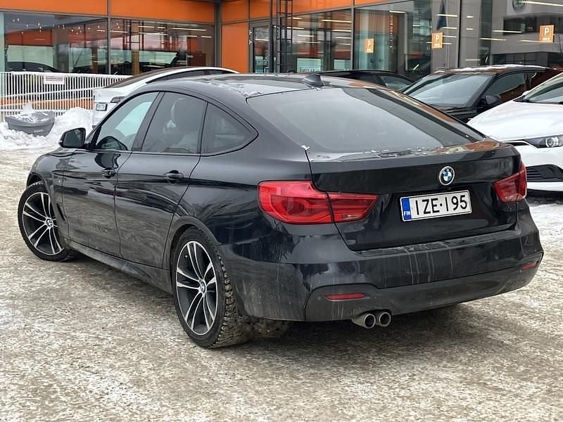Käytetty BMW 330 M Sport 258 HP (189 kW) 2017 Sedan