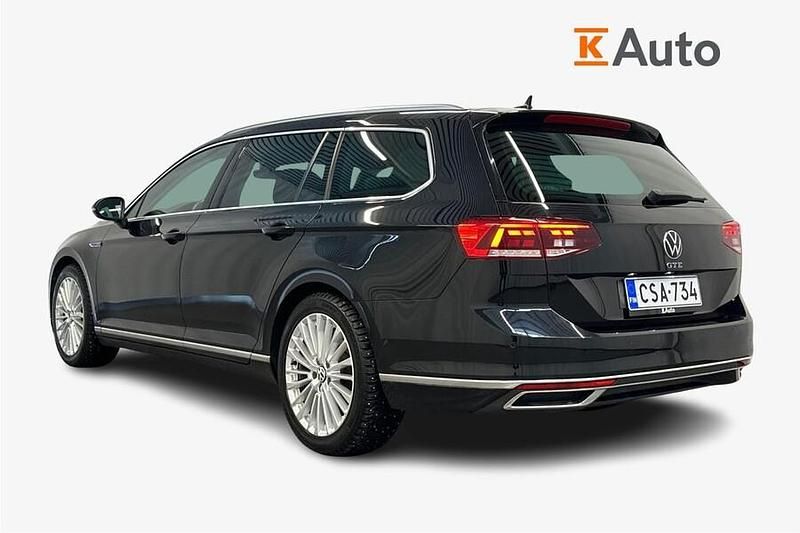 Käytetty VW Passat Business 218 HP (160 kW) 2022 Farmari