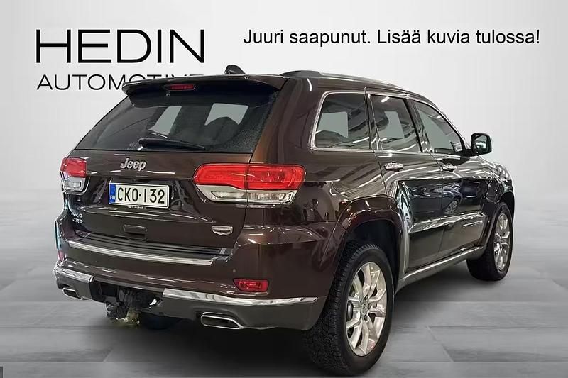 Käytetty Jeep Grand Cherokee Summit 250 HP (183 kW) 2014 Katumaasturi