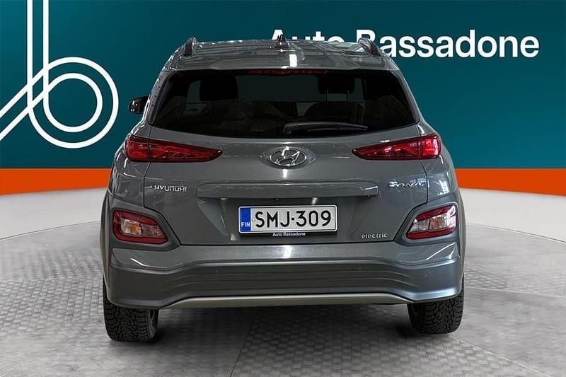 Käytetty Hyundai Kona Style 150 kW (204 HP) 2021 Katumaasturi