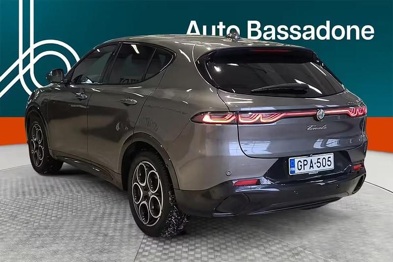 Käytetty Alfa Romeo Tonale Edizione Speciale 131 HP (96 kW) 2024 Katumaasturi