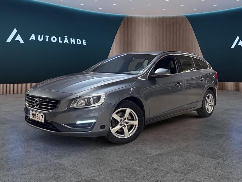 Käytetty Volvo V60 Business Edition 150 HP (110 kW) 2016 Farmari