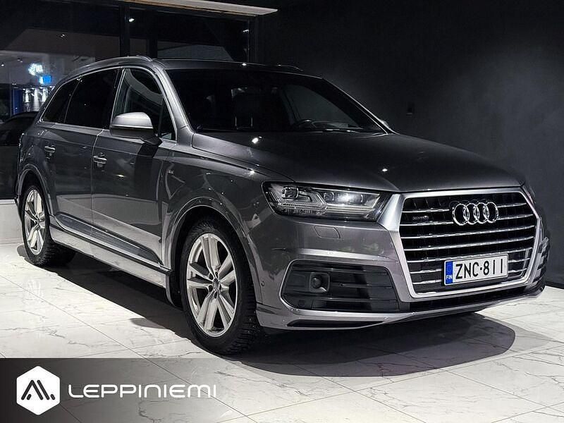 Käytetty Audi Q7 S-Line 272 HP (200 kW) 2016 Katumaasturi