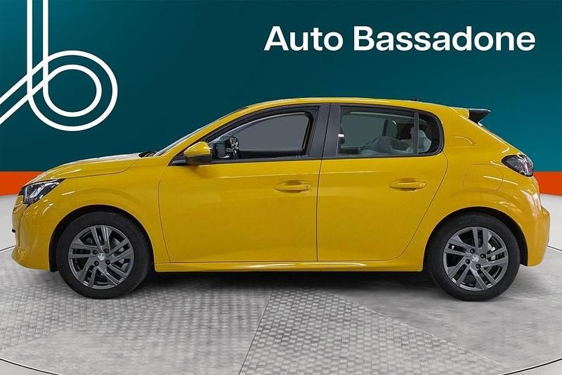 Käytetty Peugeot 208 Active 101 HP (74 kW) 2021 Viistoperä