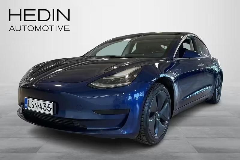 Sininen Käytetty 2020 Tesla Model 3 Standard Range Plus Sedan | 18 900 € (Perustarjous) - Kuva 1/4