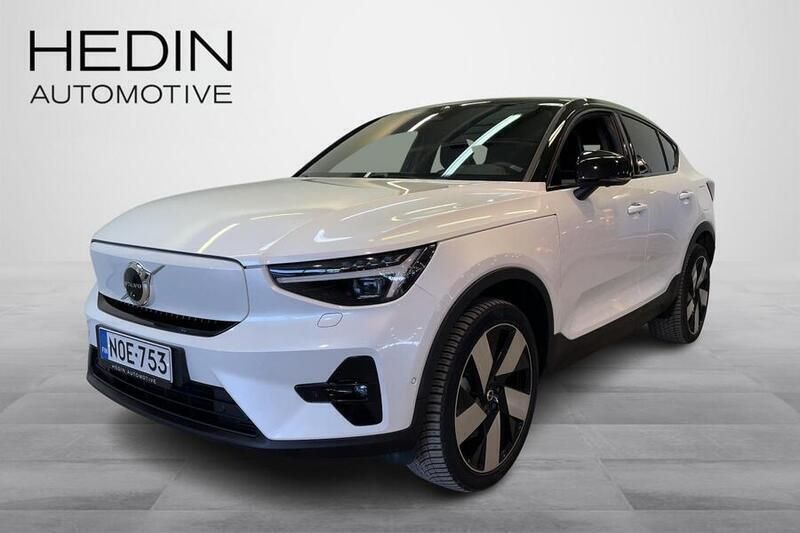 Valkoinen Käytetty 2022 Volvo C40 Performance Katumaasturi | 39 900 € - Kuva 1/4
