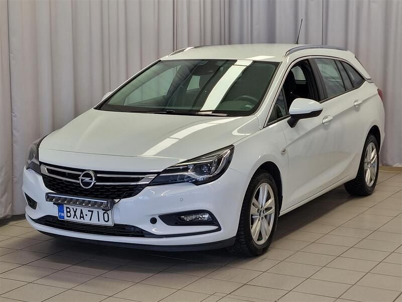 Käytetty Opel Astra Comfort 150 HP (110 kW) 2019 Valkoinen Farmari