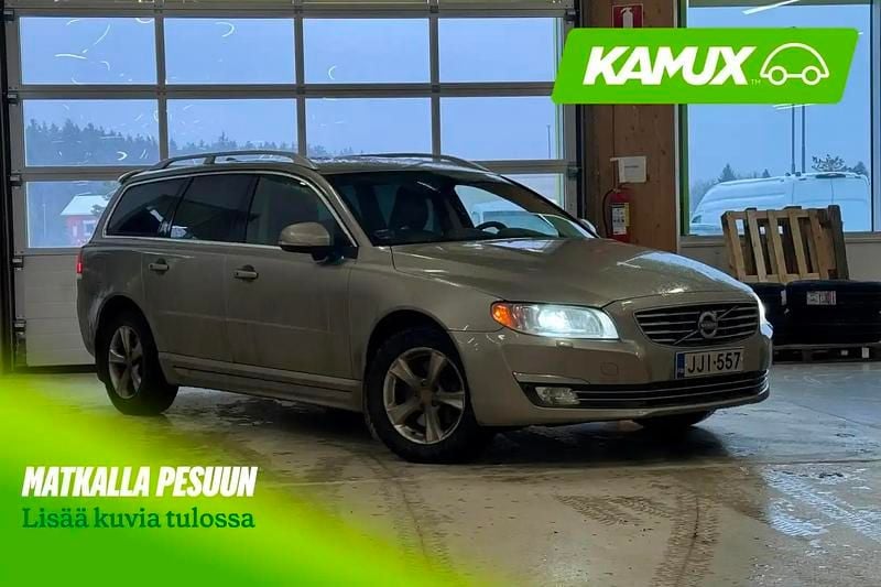 Käytetty Volvo V70 Summum 215 HP (158 kW) 2014 Ruskea Farmari