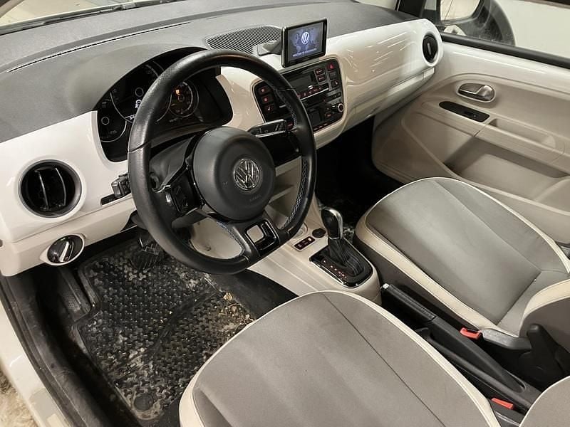 Käytetty VW e-up! 60 kW (82 HP) 2017 Viistoperä