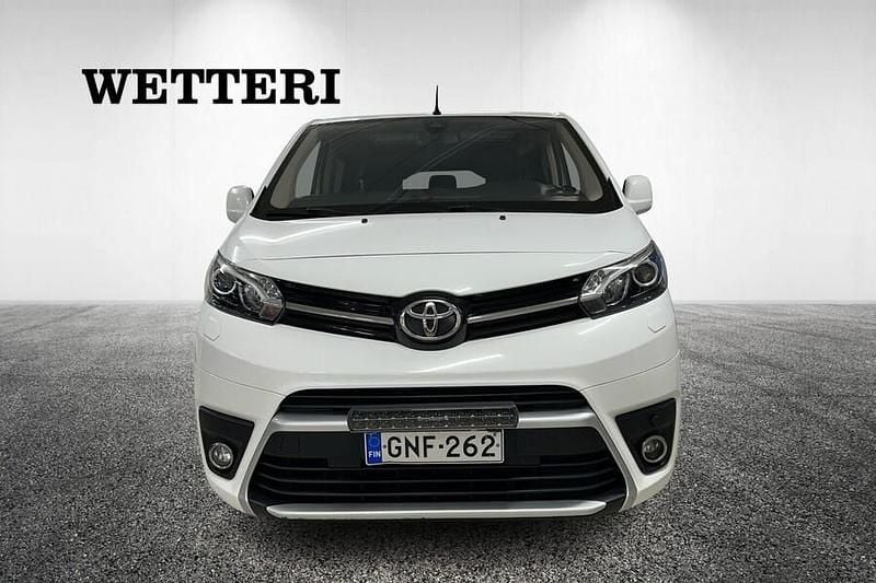 Käytetty Toyota Proace Verso 177 HP (130 kW) 2018 Valkoinen Tila-auto