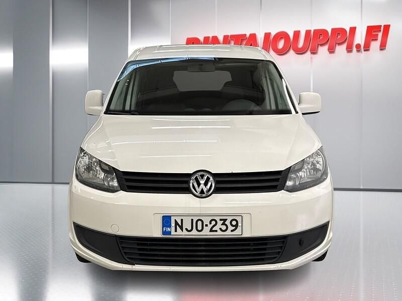 Käytetty VW Caddy Maxi Trendline 102 HP (75 kW) 2014 Valkoinen Tila-auto