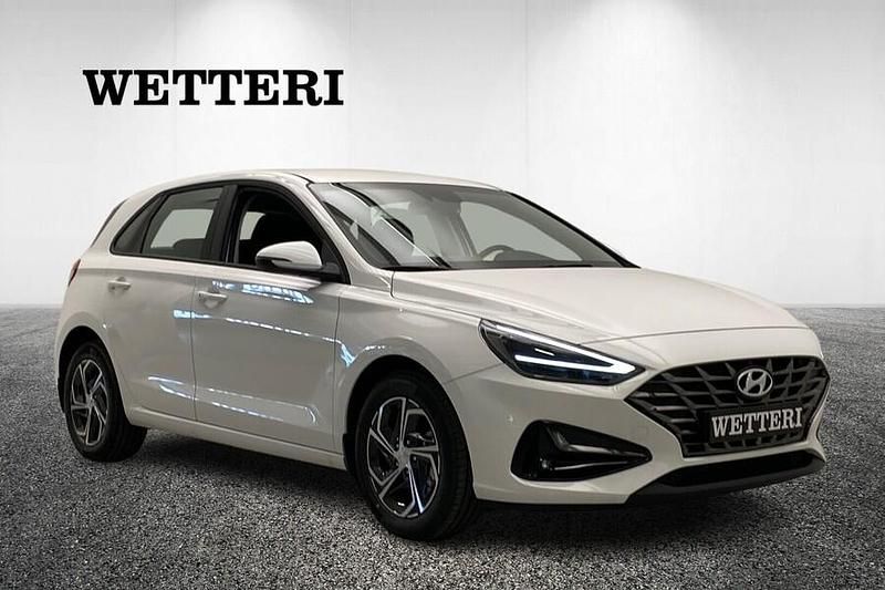 Valkoinen Käytetty 2024 Hyundai i30 Comfort Viistoperä | 22 490 € (Hieman kallis) - Kuva 1/4