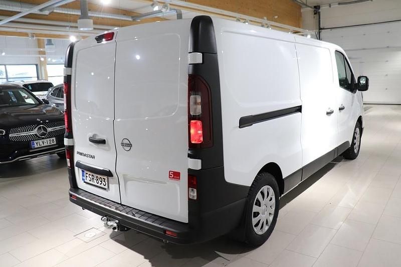 Käytetty Nissan Primastar N-Connecta 150 HP (110 kW) 2025 Valkoinen Tila-auto