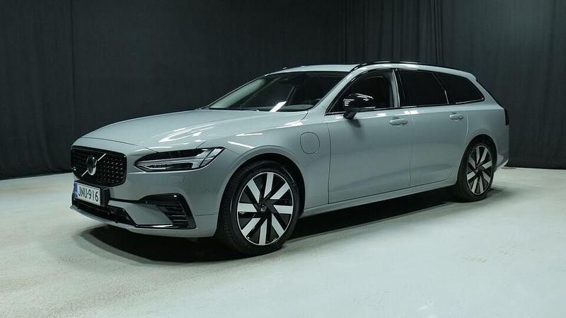 Harmaa Käytetty 2025 Volvo V90 Standard Farmari | 57 400 € - Kuva 1/3