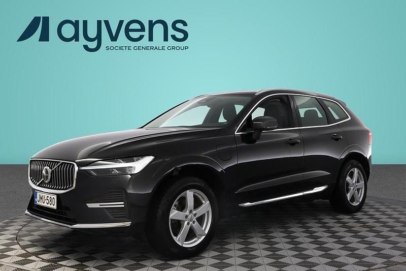 Musta Käytetty 2022 Volvo XC60 Core Katumaasturi | 42 900 € (Hieman kallis) - Kuva 1/4