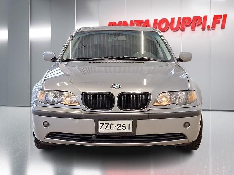 Käytetty BMW 325 218 HP (160 kW) 2004 Harmaa Sedan