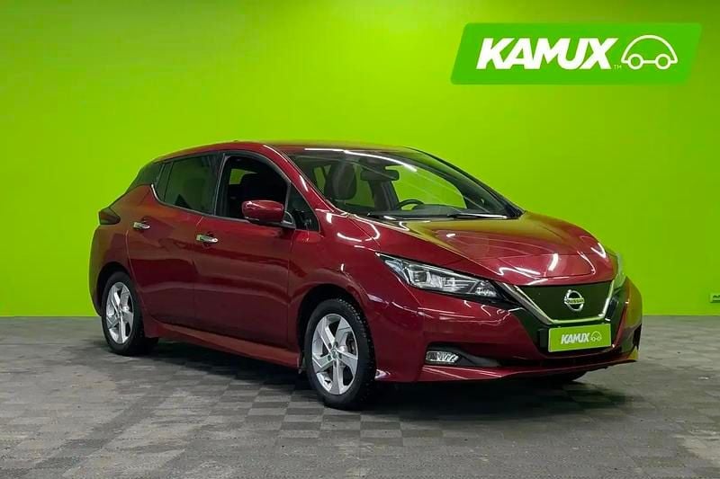 Käytetty Nissan Leaf 360º 110 kW (150 HP) 2022 Punainen Viistoperä