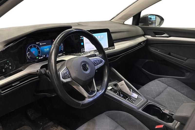 Käytetty VW Golf VIII 116 HP (85 kW) 2021 Farmari