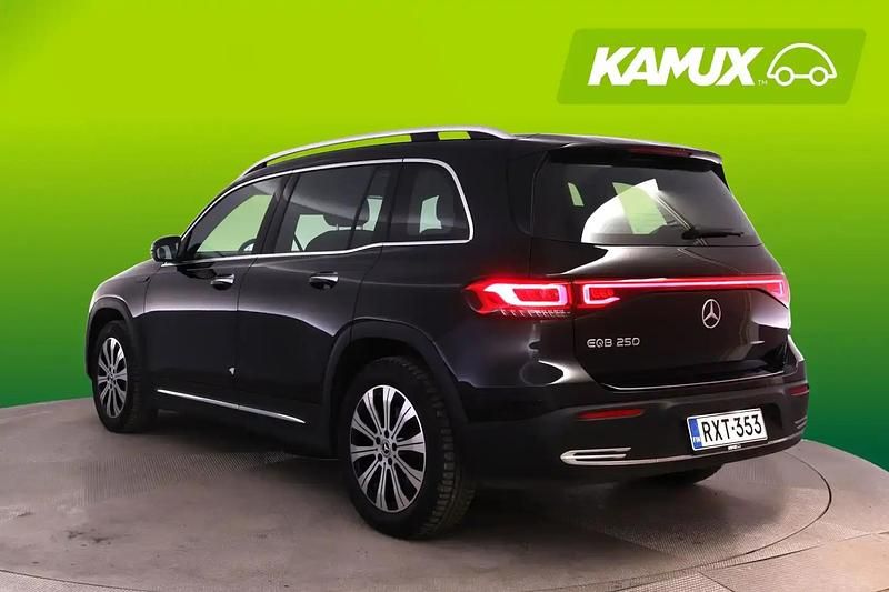 Käytetty Mercedes EQB250 Business 139 kW (190 HP) 2023 Musta Katumaasturi
